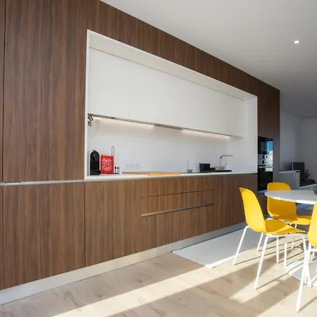 Apartment Luxury Coliseu By Rent4all Figueira da Foz