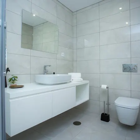 Luxury Coliseu By Rent4all * Figueira da Foz