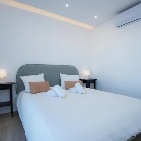 Luxury Coliseu By Rent4all *